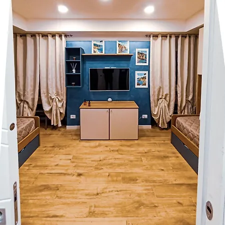 Chic House *