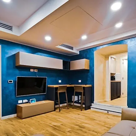 Chic House *